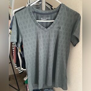 Vneck tee